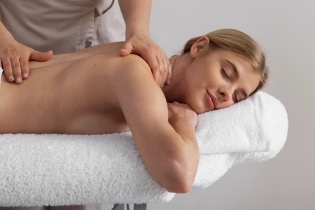 Массаж: оздоровительный и расслабляющий